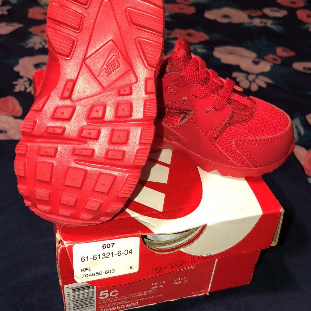 Toddler sneakers